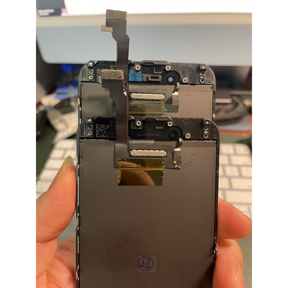Màn hình 6 zin tặng kèm bộ sửa 8 trong 1 tự thay màn ngocthuymobile.