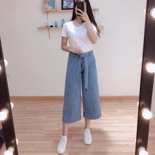 Quan jean ống rộng kèm đai