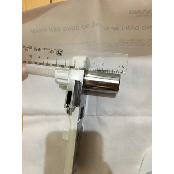 Khoá cửa trượt, lùa B52 chính hãng Huy Hoàng