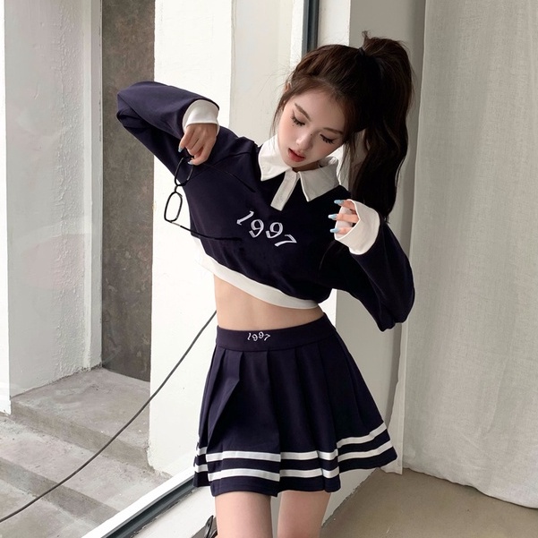Bộ Áo Nỉ Dài Tay In Họa Tiết + Chân Váy Mini Lưng Cao Xếp Ly Thời Trang Hàn Quốc Cho Nữ