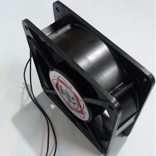 Quạt thông gió mini 12x12cm 220V - đa năng | BigBuy360 - bigbuy360.vn