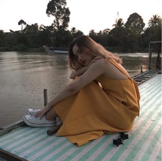 Đầm suông maxi hở lưng thắt nơ