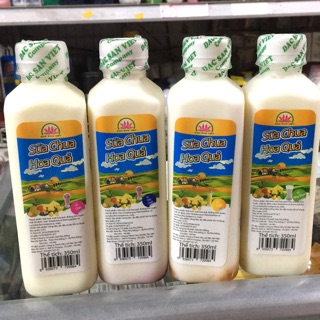 Sữa Chua Uống Hoa Quả Chai 350ml(Nhận Đơn Qua Nowship/Grab)