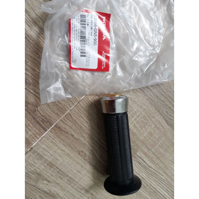 Tay nắm xe dream hàng CHÍNH HÃNG - cao su tay lái lắp dream Thái và Dream Việt các đời