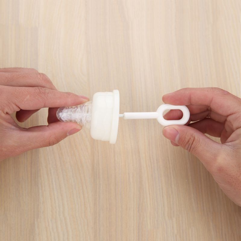 5 Cọ vệ sinh đầu ti ngậm cho bé
