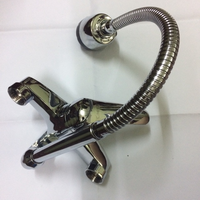 ⚡  Vòi chậu rửa bát cắm tường nóng lạnh CAESAR - bảo hành 4,5 năm