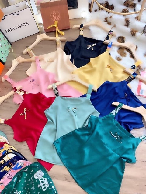 Bộ đùi lụa satin hai dây các màu | BigBuy360 - bigbuy360.vn