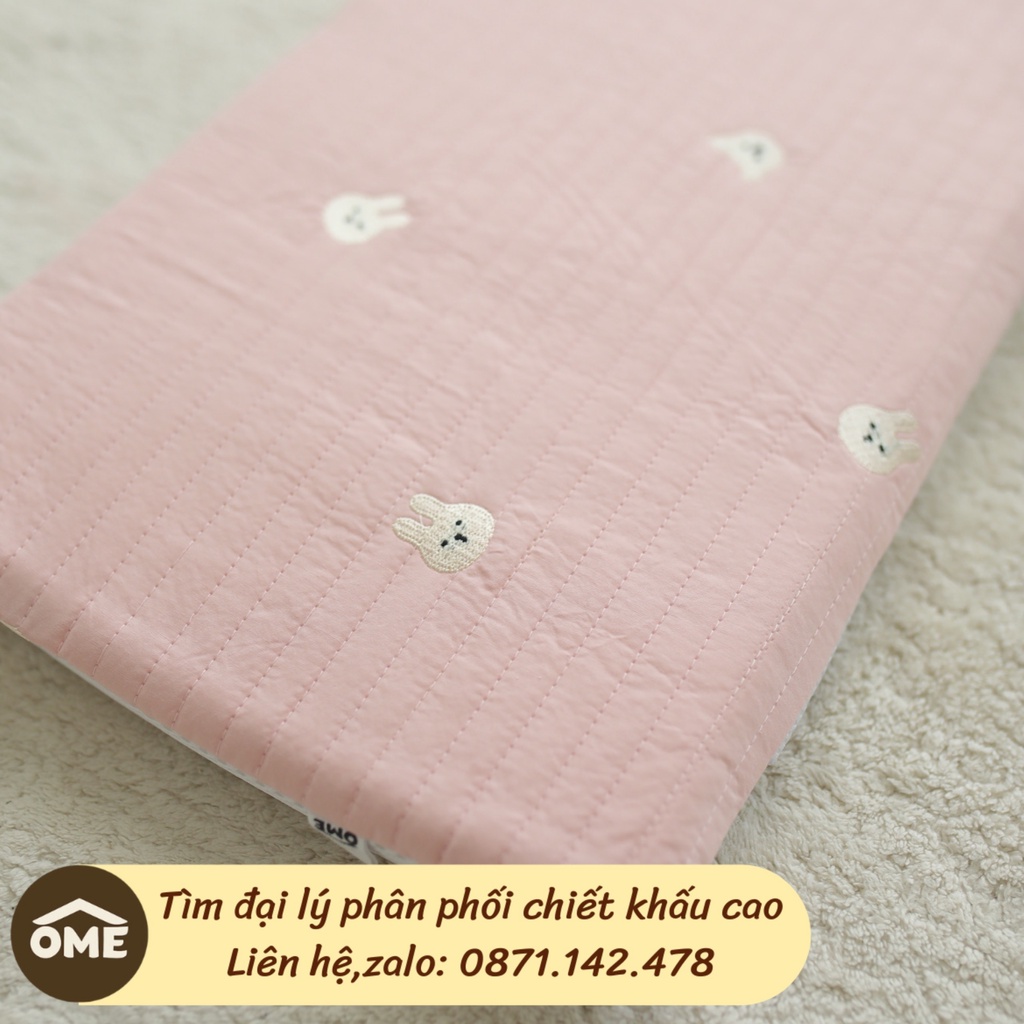 Gối đầu cao su non chống ngạt vỏ vải cotton Hàn chần bông thêu OME