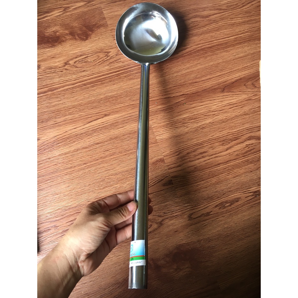 Muôi múc canh công nghiệp  INOX cỡ đại cán dài 51cm dành cho bếp ăn tập thể, nhà hàng, khách sạn