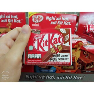 Bánh socola kitkat , nesle thanh 2f(17g) ,4f (35g)