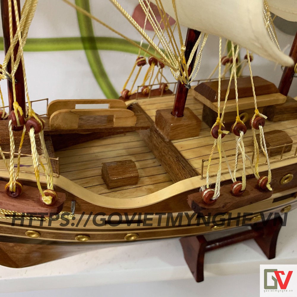 Mô hình tàu thuyền gỗ trang trí - thuyền gỗ France II của Pháp - Chiều dài thân tàu 40cm - Buồm vải trắng