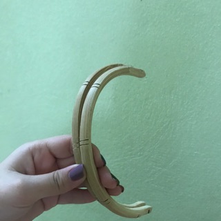 Cầu góc tre