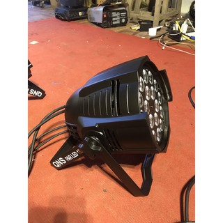 Đèn Led 18x15 4in1