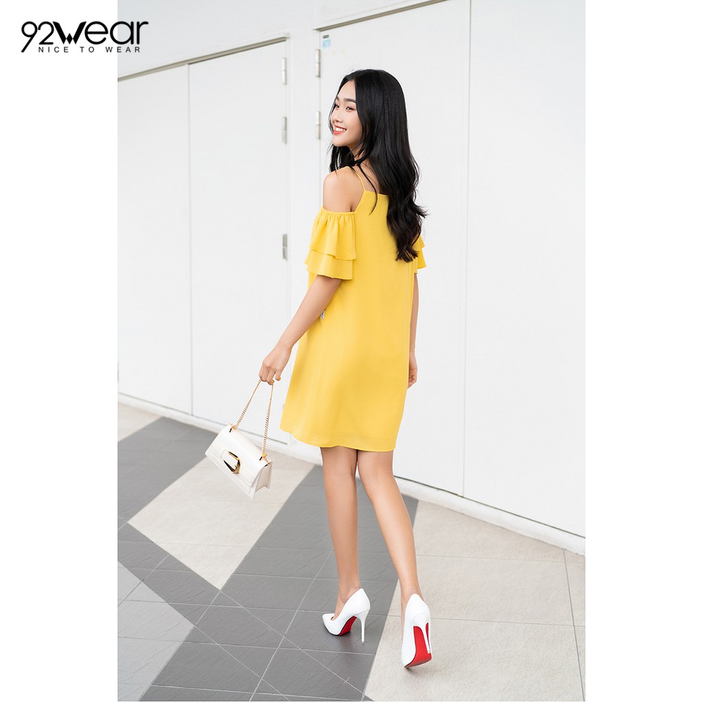 Đầm váy nữ công sở 92WEAR màu vàng, đủ size, 2 dây tay xòe 2 tầng DXW0313 | BigBuy360 - bigbuy360.vn