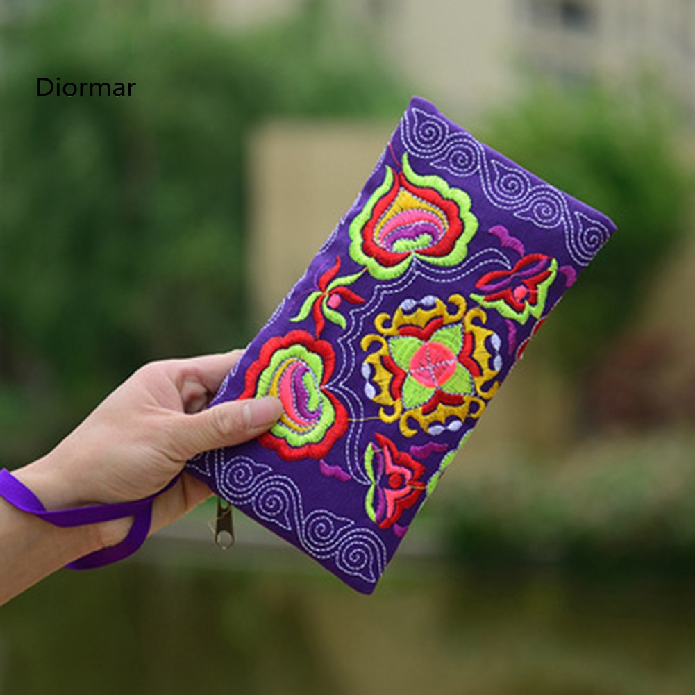 Túi Dáng Dài Cầm Tay Khóa Kéo Thêu Hoa Cho Nữ