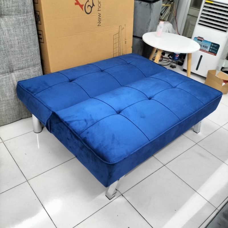 Sofa bed mini dài 1m2 bọc nhung màu xanh navy Ghế sofa mini để phòng ngủ