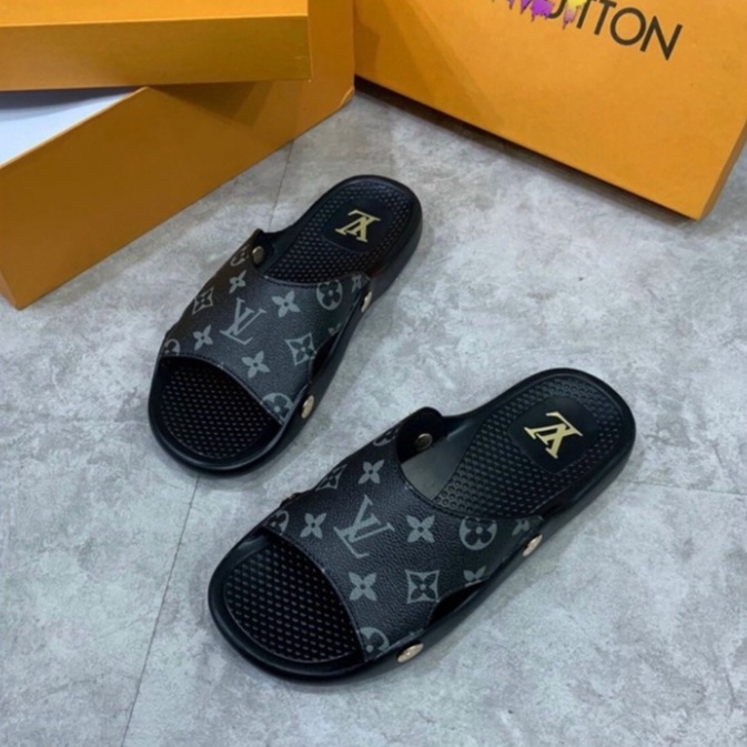 Dép quai ngang LOUIS VUITTON dép Unisex nam nữ đế cao su êm chân bền chắc thời trang LV IN HOA