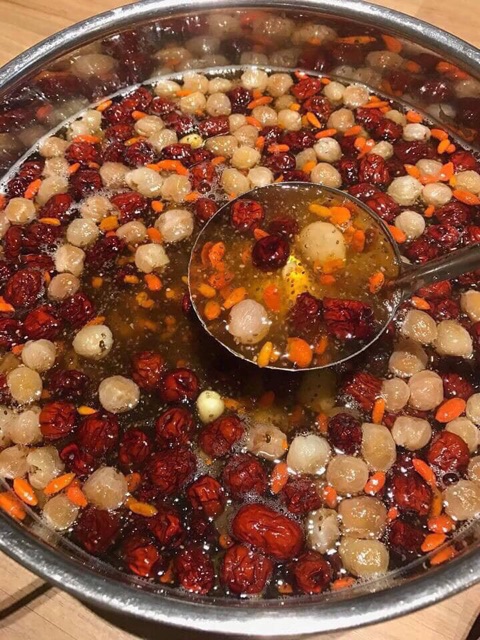 Combor sỉ chè dưỡng nhan mỗi loại 100gr Tuyết yến. nhựa đào, bồ mễ, long nhãn, kỷ tử, táo đỏ.