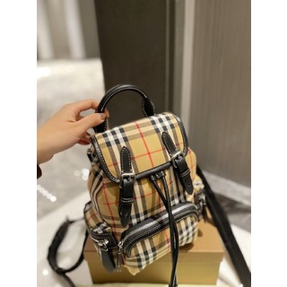 Balo Thể Thao Burberry Cỡ Lớn Chất Liệu Da Thời Trang Cho Nữ