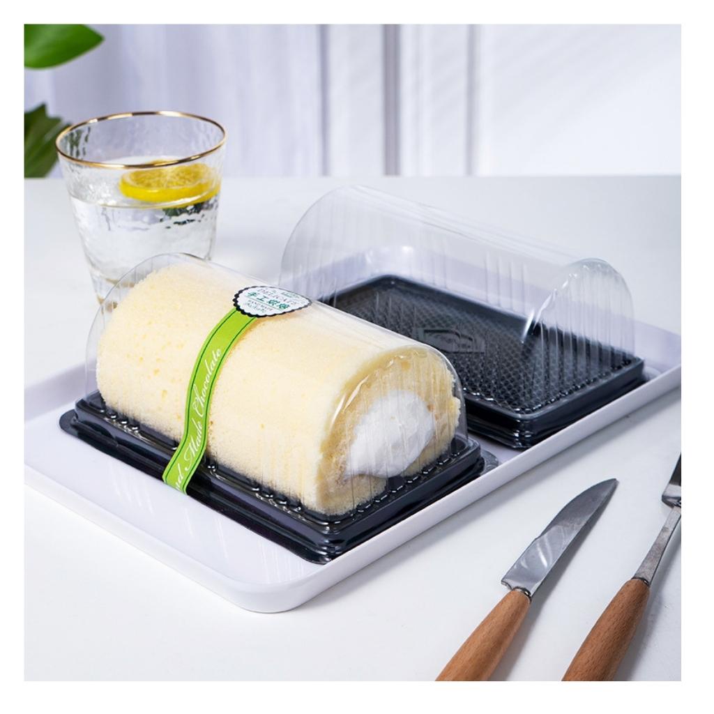 Hộp Nhựa Chữ Nhật Đế Đen B031 Đựng Bánh Bông Lan Cuộn (Set 50c)