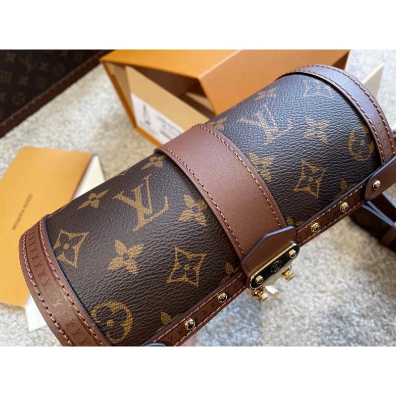 Túi đeo chéo nữ dáng trống thương hiệu Louis Vuitton LV cao cấp