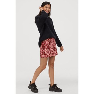 🍀 10.10 🍀 9.9 Chân váy mini H&M .. Đẹp . .