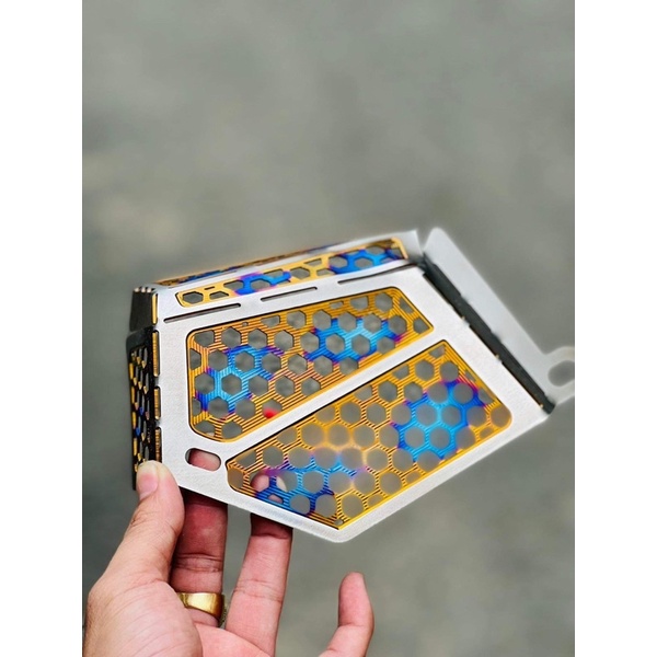 Nắp Đậy Bình Nước Titanium gắn Vario Airblade cực đẹp ✌
