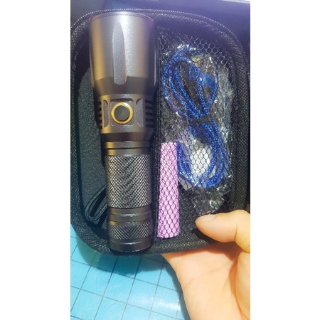 Đèn pin Roxane X6 chip xhp50.2 quang thông 3800 lumen sáng mạnh đẹp sơn titan xám cổng sạc type -C