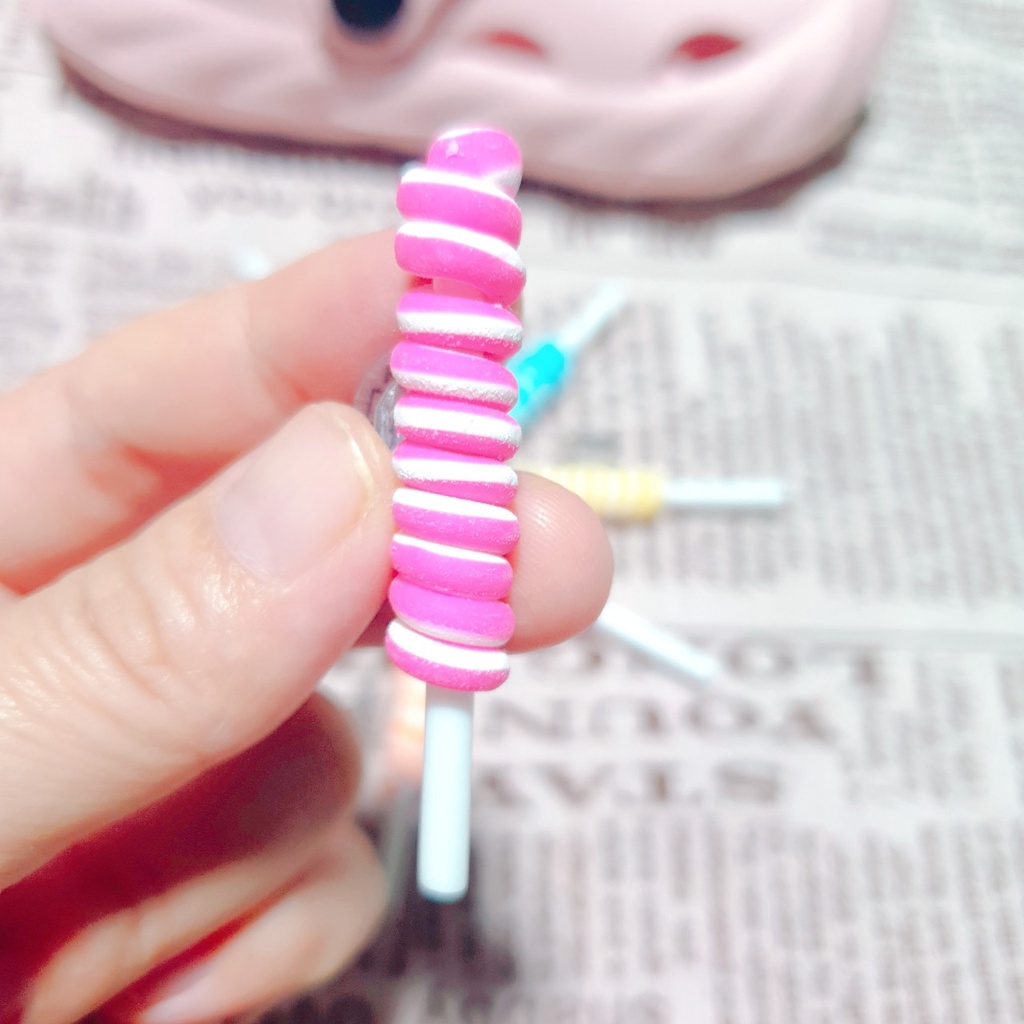 [Kẹo mút dài] Nút gắn hkdesign/ phụ kiện trang trí loại đá cứng mô hình 3D - Sticker dép