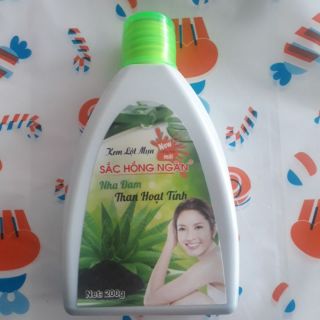 GEL LỘT MỤN THAN TRE HOẠT TÍNH SẮC HỒNG NGÂN