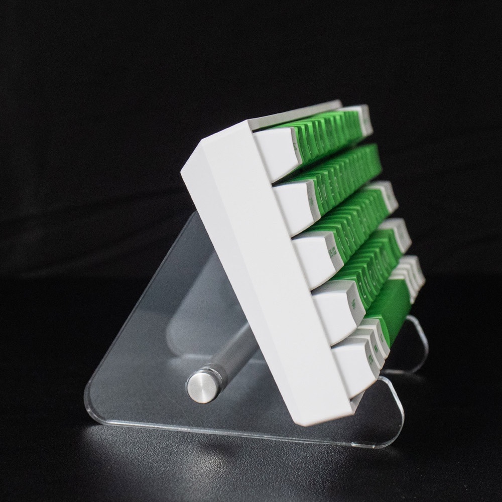 Giá Đỡ Trưng Bày Bàn Phím Cơ SKYLINE Màu Trắng Bằng Acrylic Trong Suốt Tiện Dụng