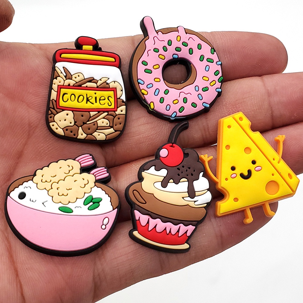 PVC phụ kiện dép Crocs charm DIY khóa giày crocs jibbitz crocs trang trí lỗ giày phụ kiện giày dép crocs nút trang trí giày trẻ em Dép Sandal Đồ trang sức Quà tặng sáng tạo món quà đặc biệt