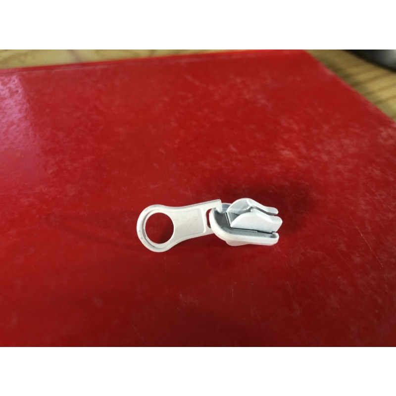 Củ khoá cá sấu 2 mặt răng 5 -10cái