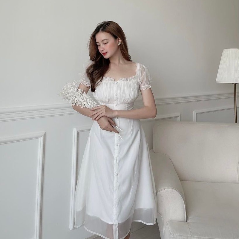 [Ảnh thật] Đầm trắng cổ vuông nhún ngực nút bọc viền bèo tay phồng