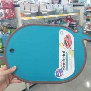 Thớt nhựa kháng khuẩn lock and lock hình cá