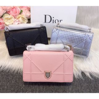 Túi Xách chữ D drama trơn sz 22