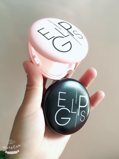 Phấn phủ Eglips đen hồng siêu mịn