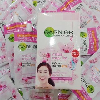 Hôp 6 Gói kem chống nắng và dưỡng trắng da Garnier Hồng Thái Lan 7ml