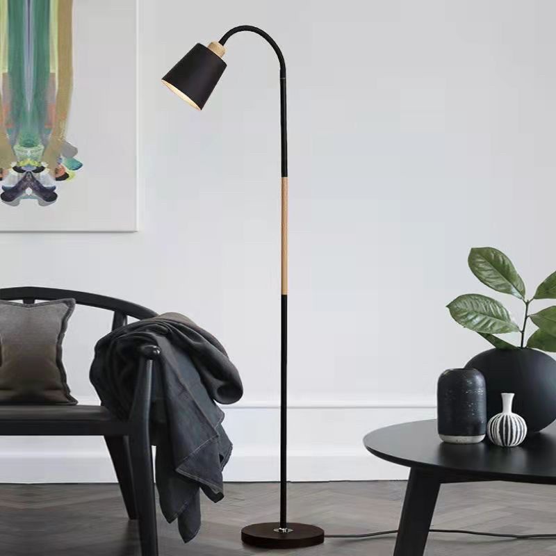 Đèn cây đứng trang trí phong cách BẮC ÂU thân mix màu