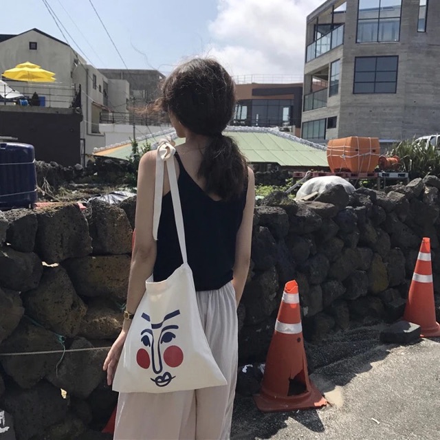 TÚI TOTE VẢI MẶT NGƯỜI MÁ ĐỎ LẠ HOT GIRL STYLE MỚI🥇