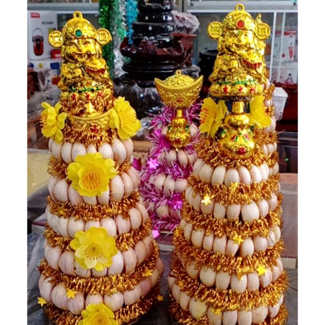Tháp tỏi thần tài