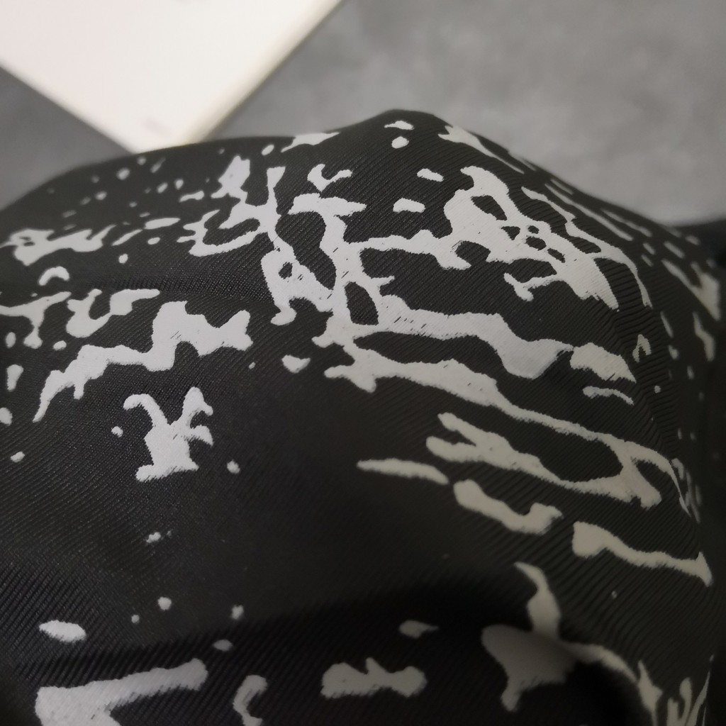 Áo Thun Nam Vảy Sơn 2 Màu Trắng Đen Phong Cách, Vải Thun Lạnh Co Dãn 4 Chiều | BigBuy360 - bigbuy360.vn