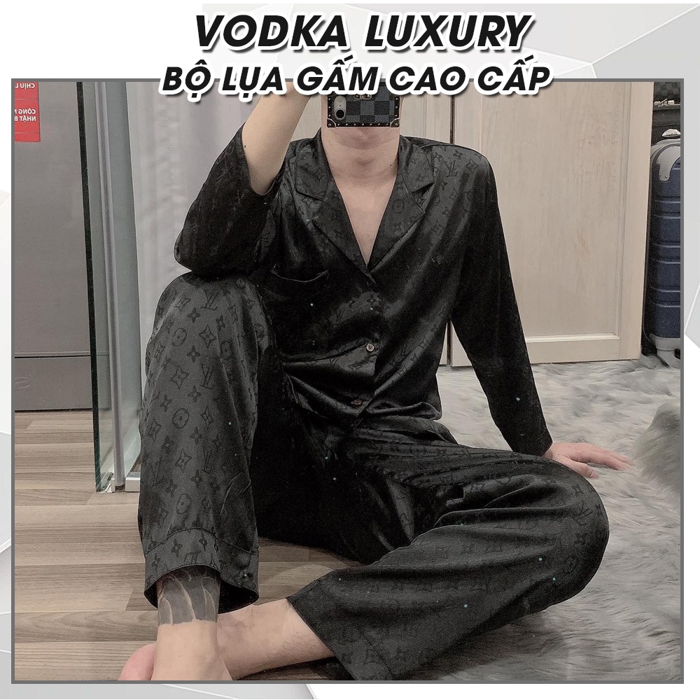 Đồ bộ nam pijama nam dài tay chất lụa mềm mại màu đen hoạ tiết in chìm sang chảnh LV14 - Vodka Luxury
