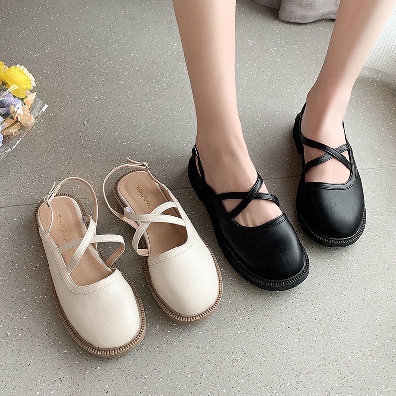 Giày dây chéo đế bệt