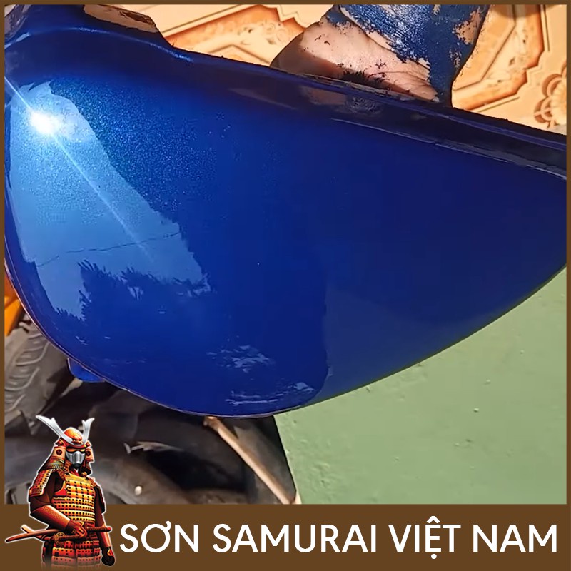 Sơn Samurai màu xanh da trời H222 chính hãng, sơn xịt dàn áo xe máy chịu nhiệt, chống nứt nẻ, kháng xăng