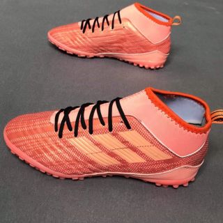 Giày Bóng Đá Cổ Cao Sân Nhân Tạo, tặng tất