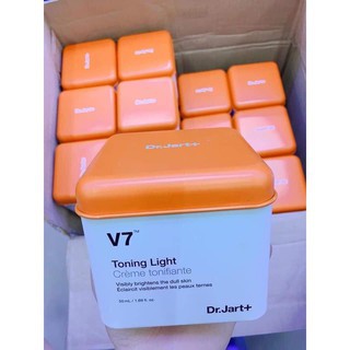 Kem dưỡng da v7(Kem Dưỡng Trắng Da - Kem Dưỡng Da Chuyên Sâu Và Ngừa Thâm Nám) PM08