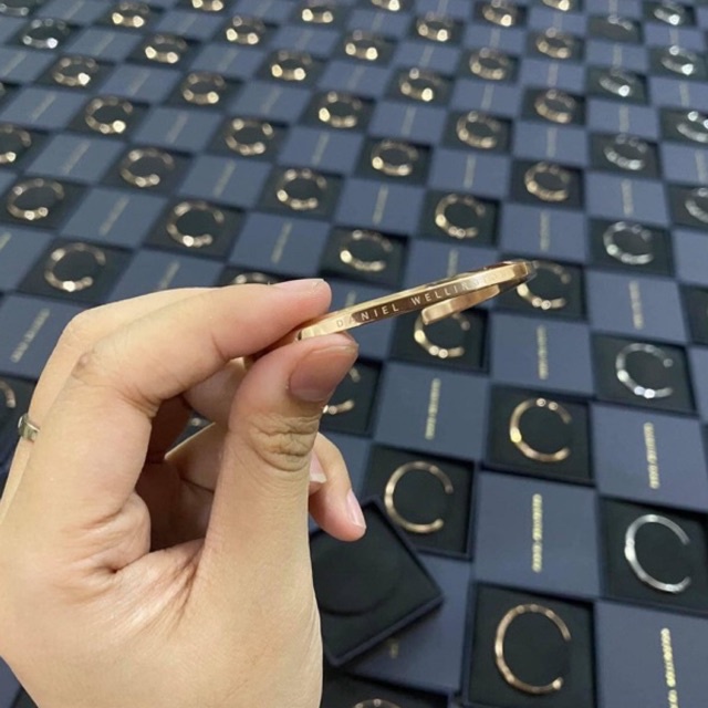 Vòng Tay Cuff DW Ver 1  - không gỉ