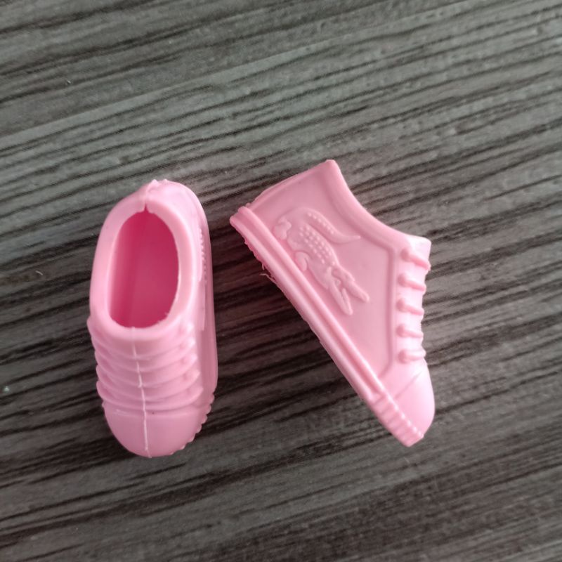 Giày Cho Búp Bê Barbie Cao 30cm Animedolls 638 NCT Dáng Thể Thao Bằng Nhựa Giá Rẻ