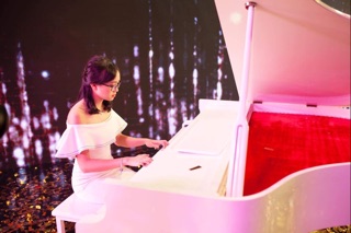Váy dự tiệc